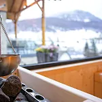 Pod Strazovom Chalet Zliechov