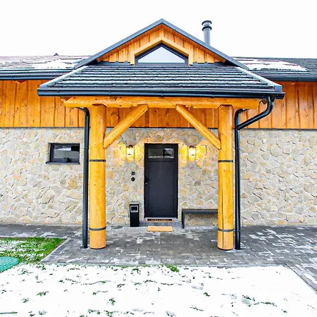 Шале Pod Strazovom Zliechov