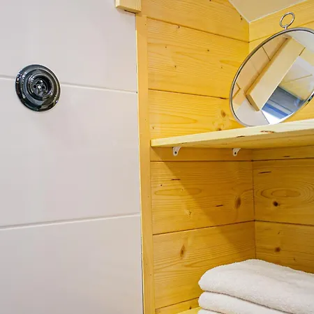 Pod Strazovom Шале