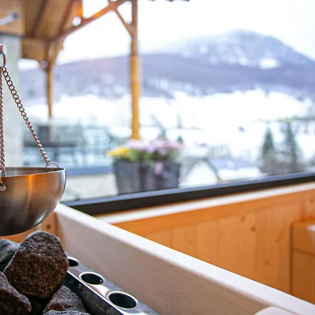 Pod Strazovom Шале Zliechov