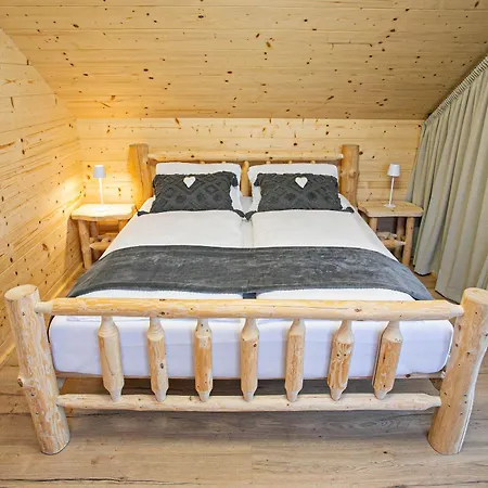 Шале Pod Strazovom *